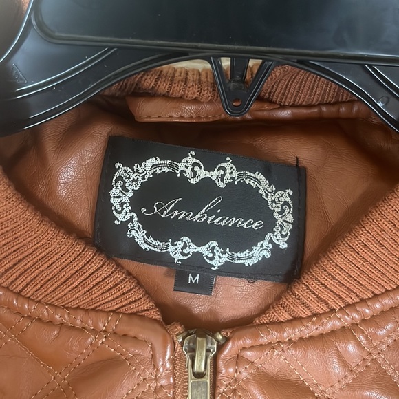 Ambiance Women's Bomber Style Quilted Jacket Faux Leather sz M - Picture 6 of 9